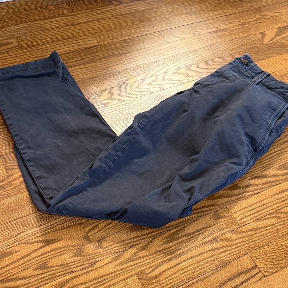 GAP Men's Dark Navy Chinos Size 31-32